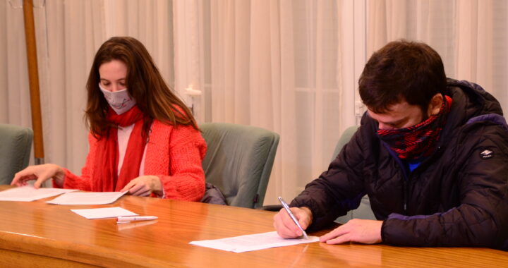 Editorial Voces de la CPE editará a Josefina Bravo y al trío Zohar