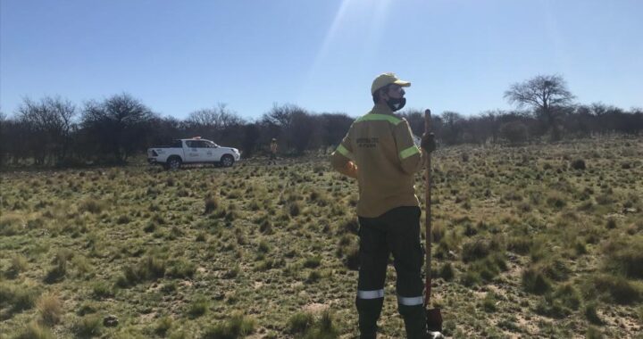 Se contuvo un incendio en un tramo de banquina de Ruta 14