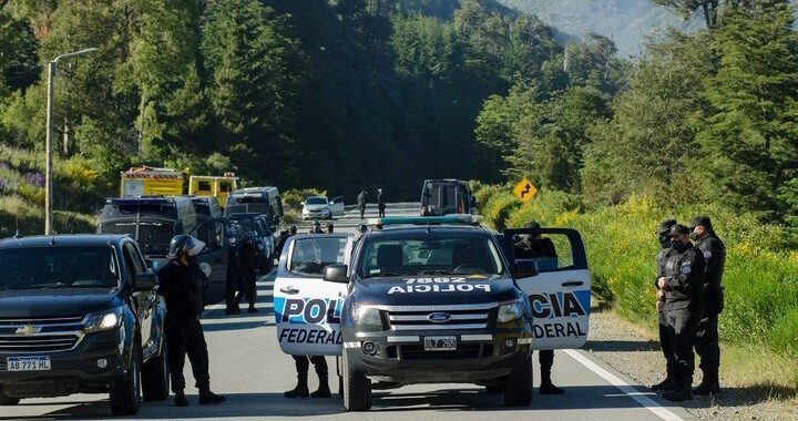 (VIDEO) Disparos de armas de fuego en un operativo en el predio tomado por mapuches en Villa Mascardi