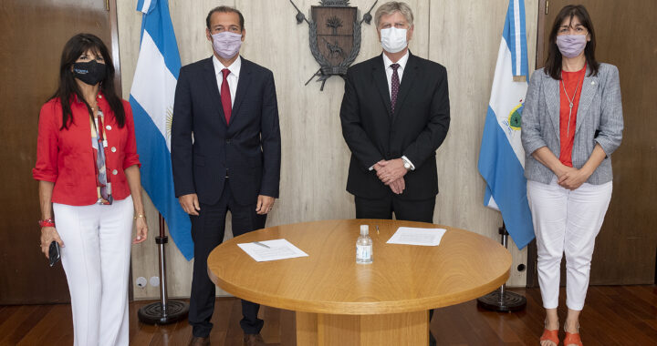 La Pampa y Neuquén firmaron un convenio de cooperación turística