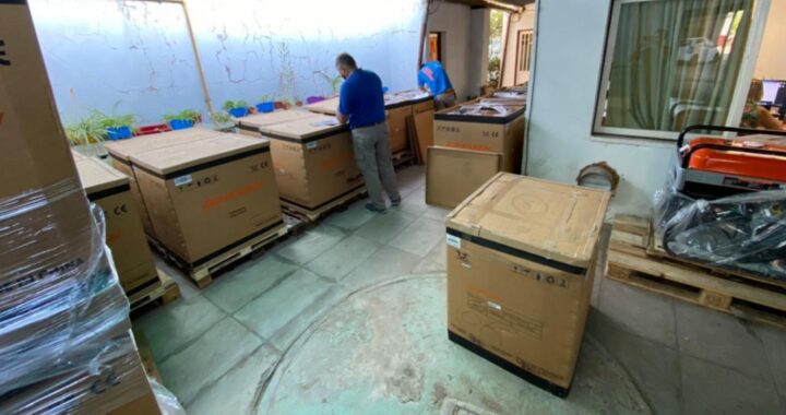 La provincia adquirió 23 grupos electrógenos para los servicios de vacunación