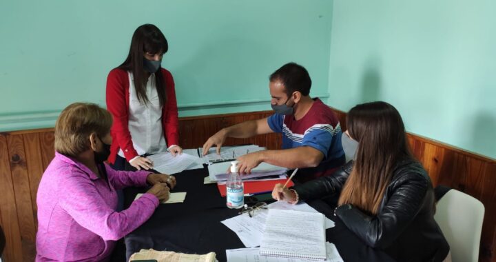 El IPAV comenzó con la regularización de escrituras en el barrio Peñi Ruca