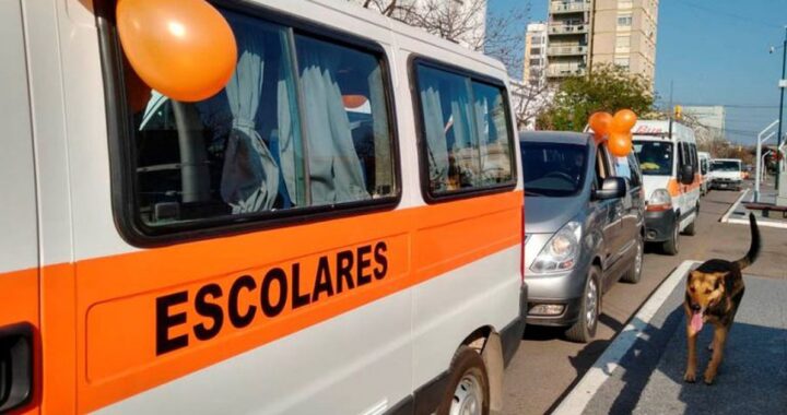 Transportistas escolares hicieron un paro sorpresivo: afectó a unos 600 chicos