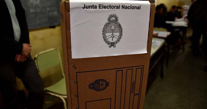 Pese al pedido de los gobernadores, la Cámara Electoral informó las fechas de las PASO y de las generales