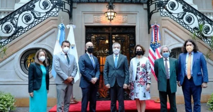 Cancillería pidió a Estados Unidos que envíe vacunas que tienen en stock