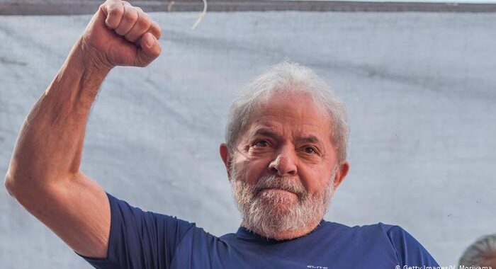 Lula confirmó que será candidato contra Bolsonaro en las presidenciales de 2022