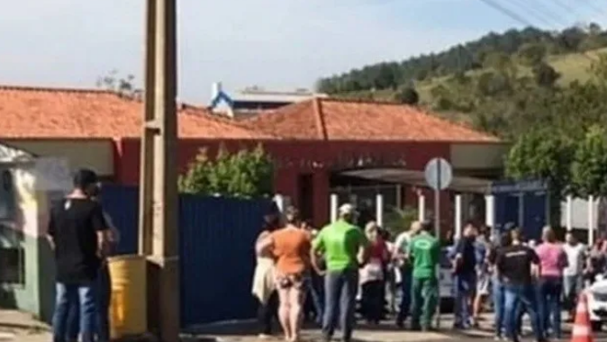 Un adolescente mató a tres niños y una maestra en un jardín de infantes