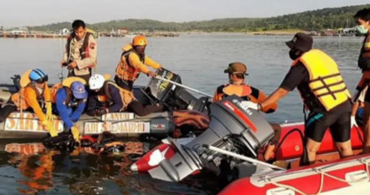 Siete turistas murieron tras volcar un bote luego de intentar sacarse una selfie
