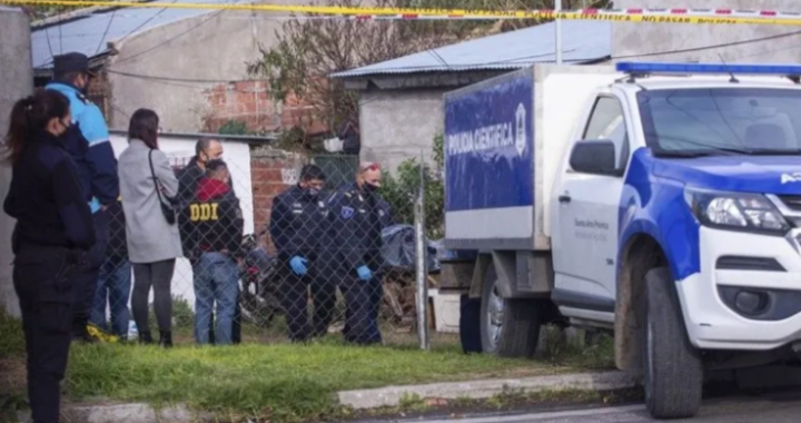 Un joven mató a su mamá y a su hermana de nueve años