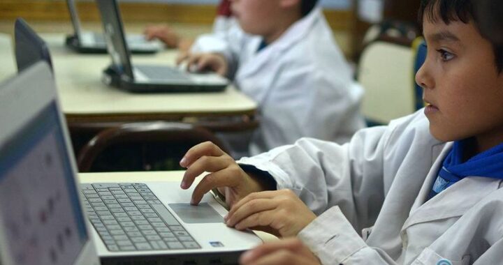 Juana Manso, el programa de notebooks que seguirá los pasos del conectar igualdad que Macri desconectó