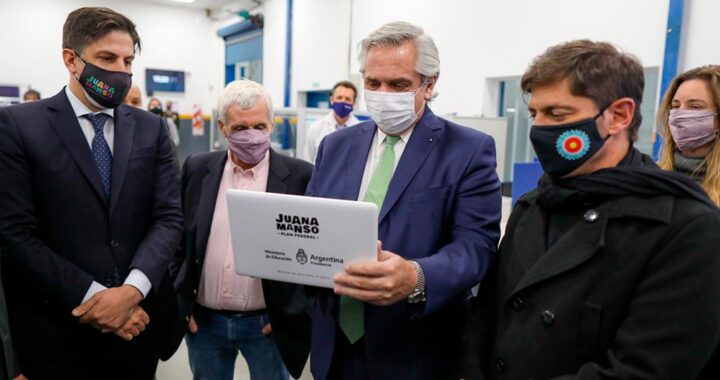 Nación entregará 633 mil netbooks a estudiantes de todo el país