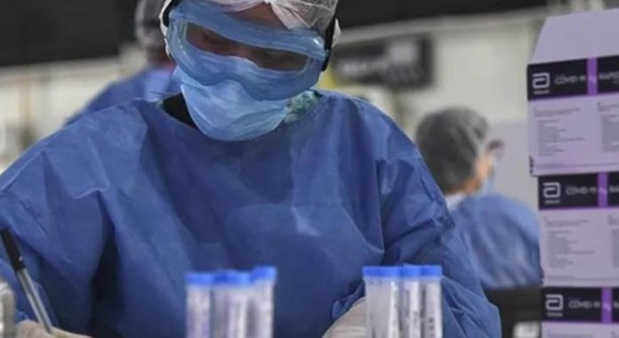Murieron 466 personas y 19.256 fueron reportadas con coronavirus en el país