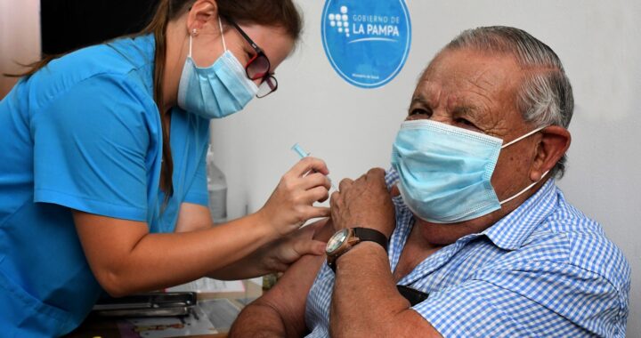 Avanza la vacunación: Ya se aplicaron más de 295 mil dosis en La Pampa