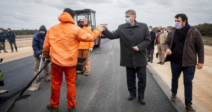 Ziliotto recorrió obras en la Ruta Provincial N° 4, en la que se invierten $ 560 millones