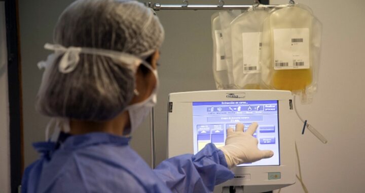 Murieron 387 personas y 20.023 fueron reportadas con coronavirus