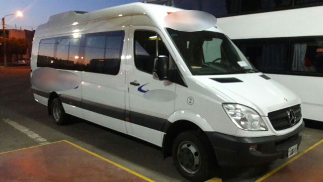 Un chofer de una minibus ocultó ser positivo de covid y trasladó pasajeros: Fue demorado en Winifreda