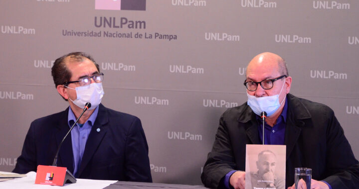 Editorial Voces presentó “Tiempo y desvelo”, el libro póstumo de Juan Ricardo Nervi
