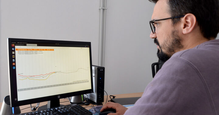 la CPE registró un 9,4 % más de consumo que en 2020; quinto mes consecutivo de aumento de la demanda eléctrica