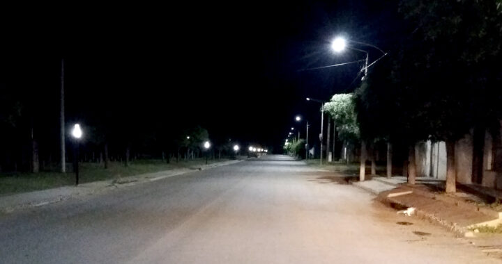 La CPE y el municipio de Mauricio Mayer realizaron obras de renovación del alumbrado público
