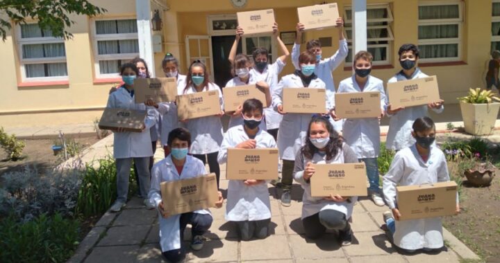 Entregaron 400 notebooks del programa Conectar Igualdad en la provincia