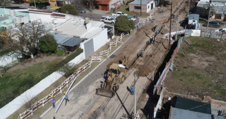 Realizan trabajos de saneamiento en Barrio Aeropuerto