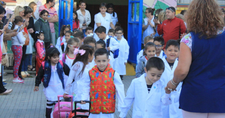 Cuatro provincias sumarán una quinta hora de clases por día tras las vacaciones de invierno