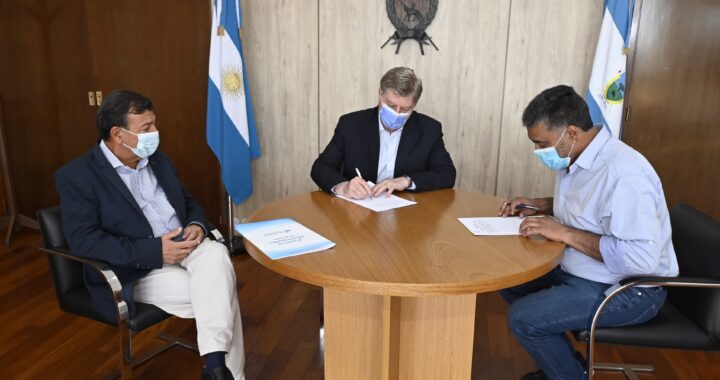 Provincia destina 14 millones para ampliar la red de gas natural en La Adela