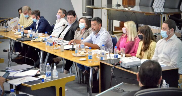 Producción: “Seguimos apostando a la diversificación de la matriz productiva”