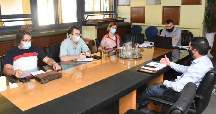 La provincia ofreció un bono de fin de año de 20 mil pesos para los empleados públicos.