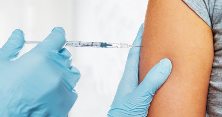 Presentaron un proyecto de ley para hacer obligatoria la vacunación contra el covid