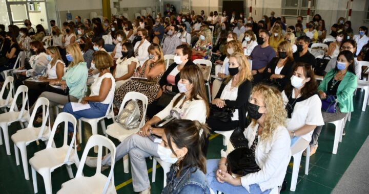 Gral. Campos y Santa Rosa fueron sede de nuevos encuentros regionales educativos