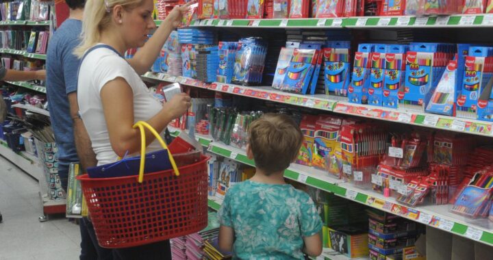 Lanzan una canasta de útiles escolares a precios cuidados