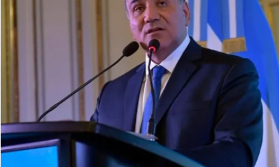 Manzur: “Se preveía una escasez de combustible, pero vamos a importar más”