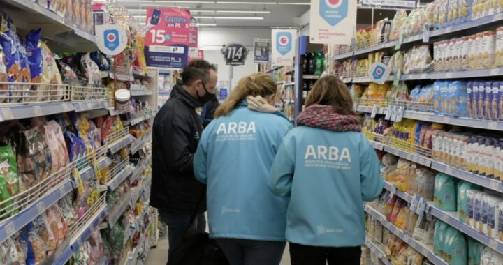 Fiscalizan aumentos de precios en supermercados