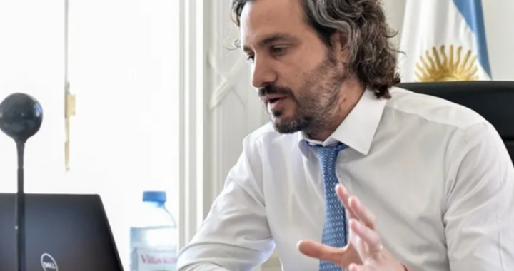 La oposición pidió la renuncia del Canciller tras un supuesto error de banderas