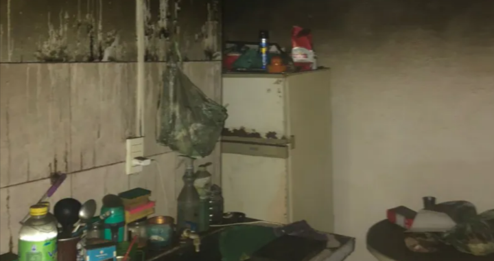 Santa Rosa: Dos nenes de 2 y 5 años se salvaron de milagro tras un incendio; su madre los había dejado solos