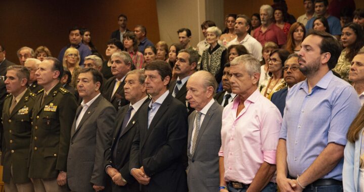 Gobierno homenajeó a veteranos y familiares de la Guerra de Malvinas