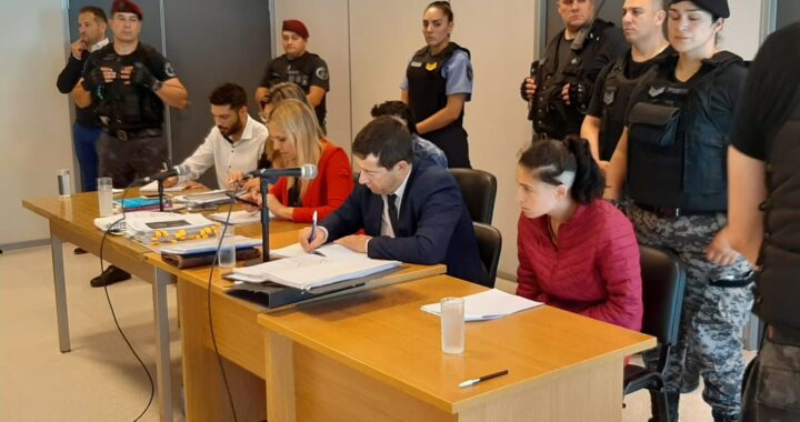 Crimen de Lucio: Una vez más las acusadas pidieron no presenciar un testimonio; la declaración de un policía