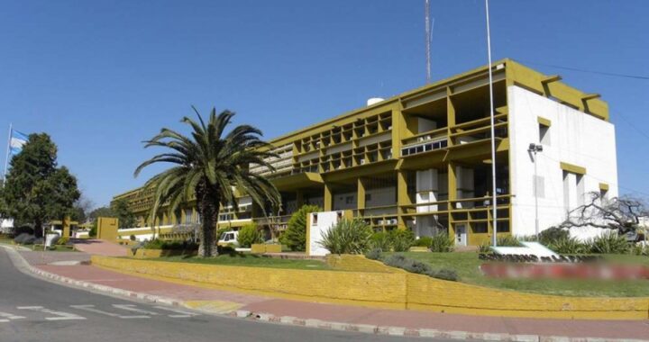 Personal estatal podrá ingresar más tarde el próximo martes