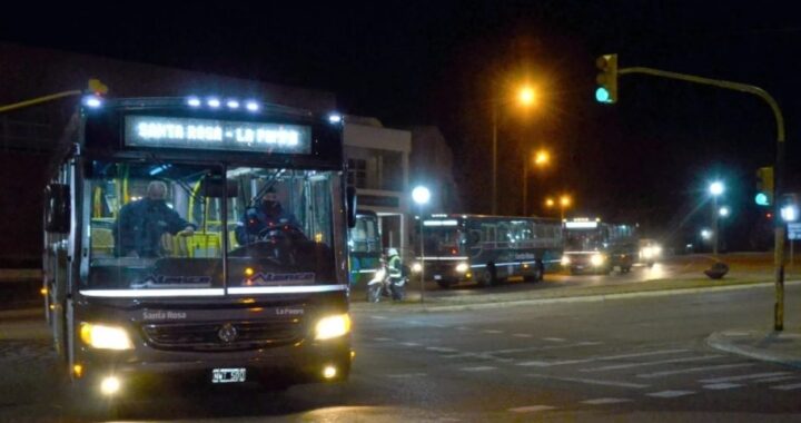 Como propone Milei: ahora podés pagar el boleto sin subsidio del Estado, ¿estás dispuesto a abonar $500 en Santa Rosa?