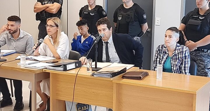 El juicio continuó hoy sin testigos y con la incorporación de pruebas documentales