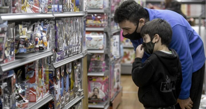 Navidad: las ventas minoristas cayeron 1,8% interanual