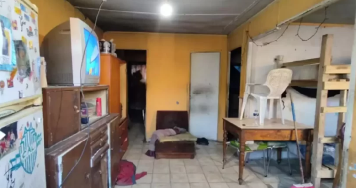 Detuvieron a una pareja por torturar a sus hijos y obligarlos a comer excrementos