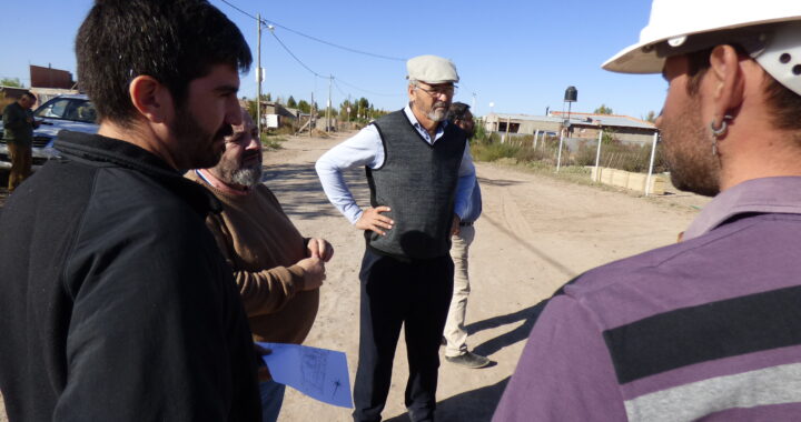 Controlaron avance de obra de agua potable en barrios de 25 de Mayo