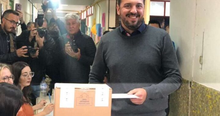 “Estamos confiados en que nos va a ir muy bien”, se ilusionó el intendente Di Nápoli que busca la reelección
