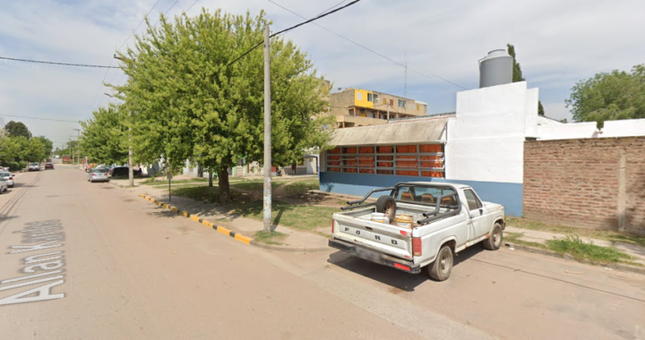 En el barrio Río Atuel se robaron los reflectores del jardín de infantes y de dos comercios en la misma semana