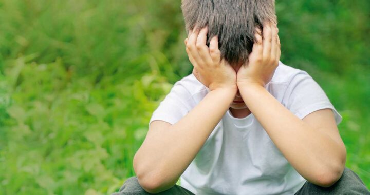 Tiene solo 11 años: Fue a una comisaría y pidió ayuda para que su mamá no le siga pegando