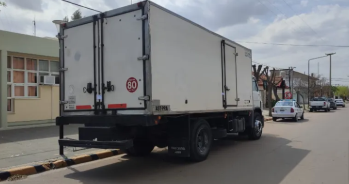 “Pensé que había chocado a un perro”, dijo el camionero que atropelló y mató a un hombre en la 35