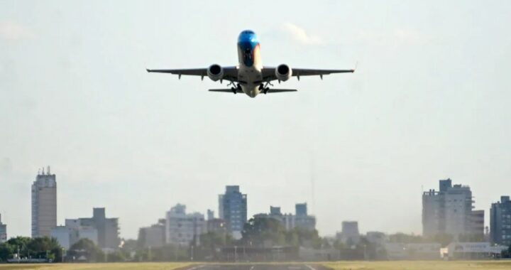 Desde abril, La Pampa sumará tres frecuencias de vuelos a Buenos Aires
