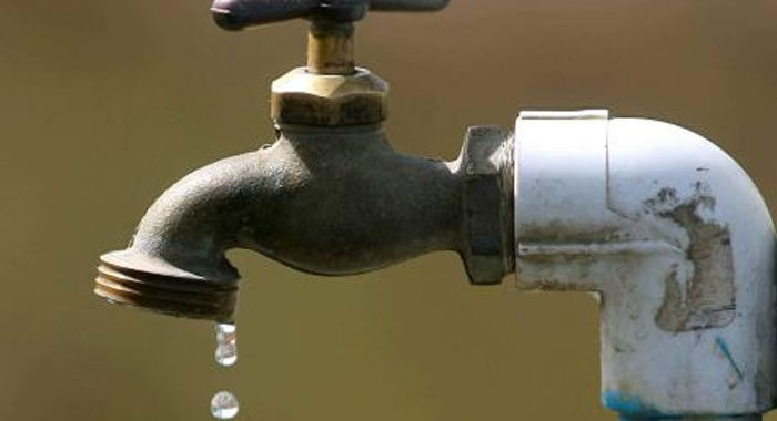 Hay barrios en Santa Rosa  que aún están sin agua; el servicio se normalizaría en horas de la noche